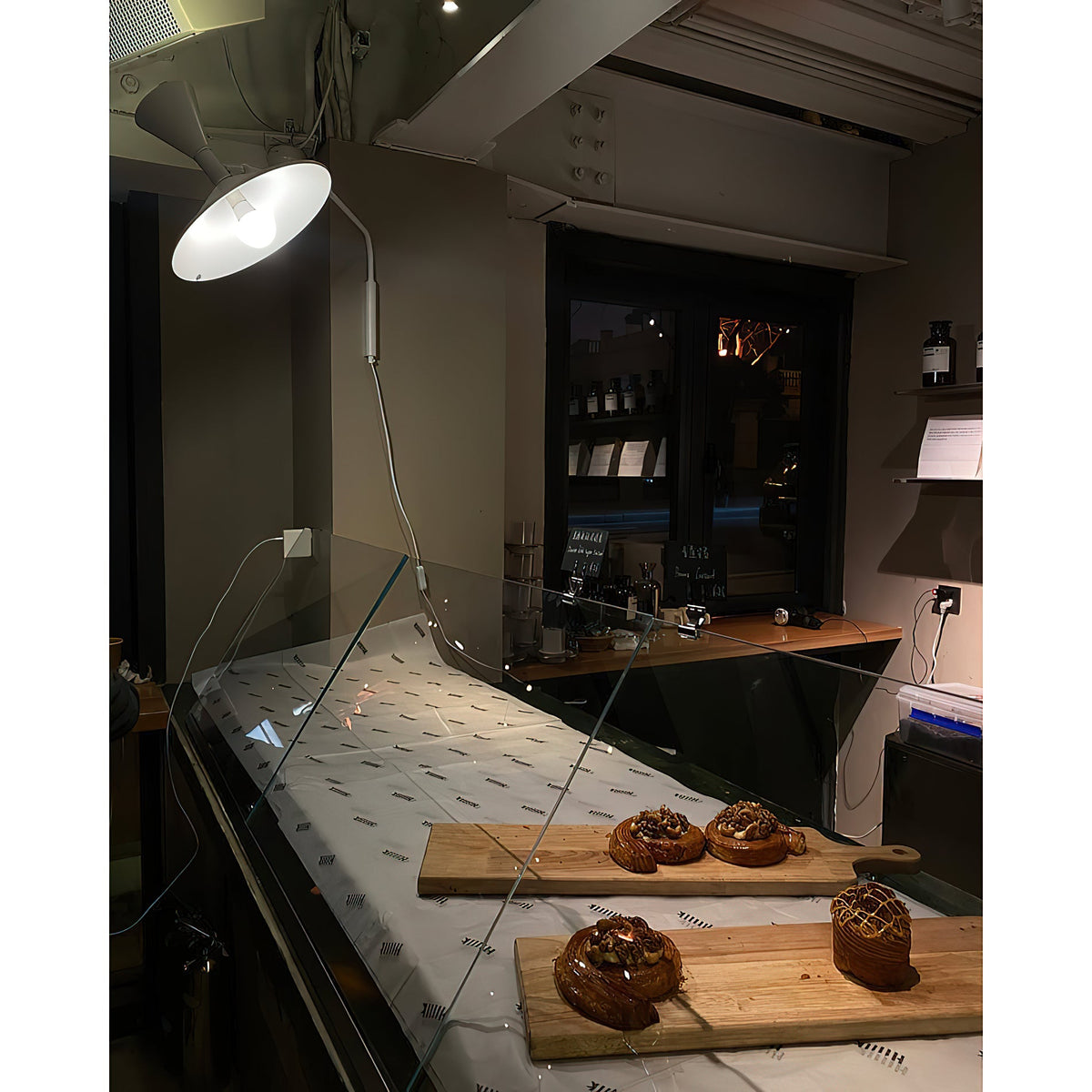 marseille-swing-arm-plug-in-sconce