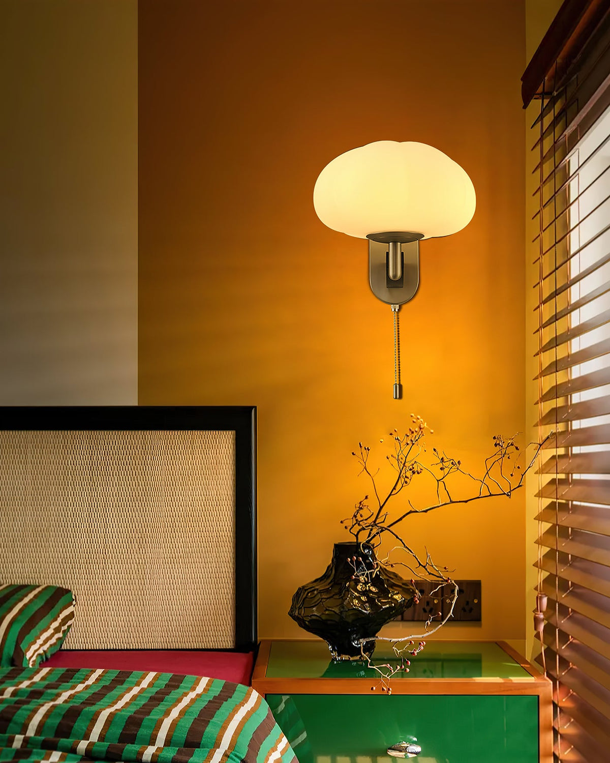 marshmallow-wall-lamp