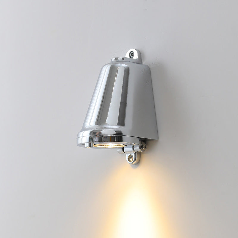 mast-wall-lamp