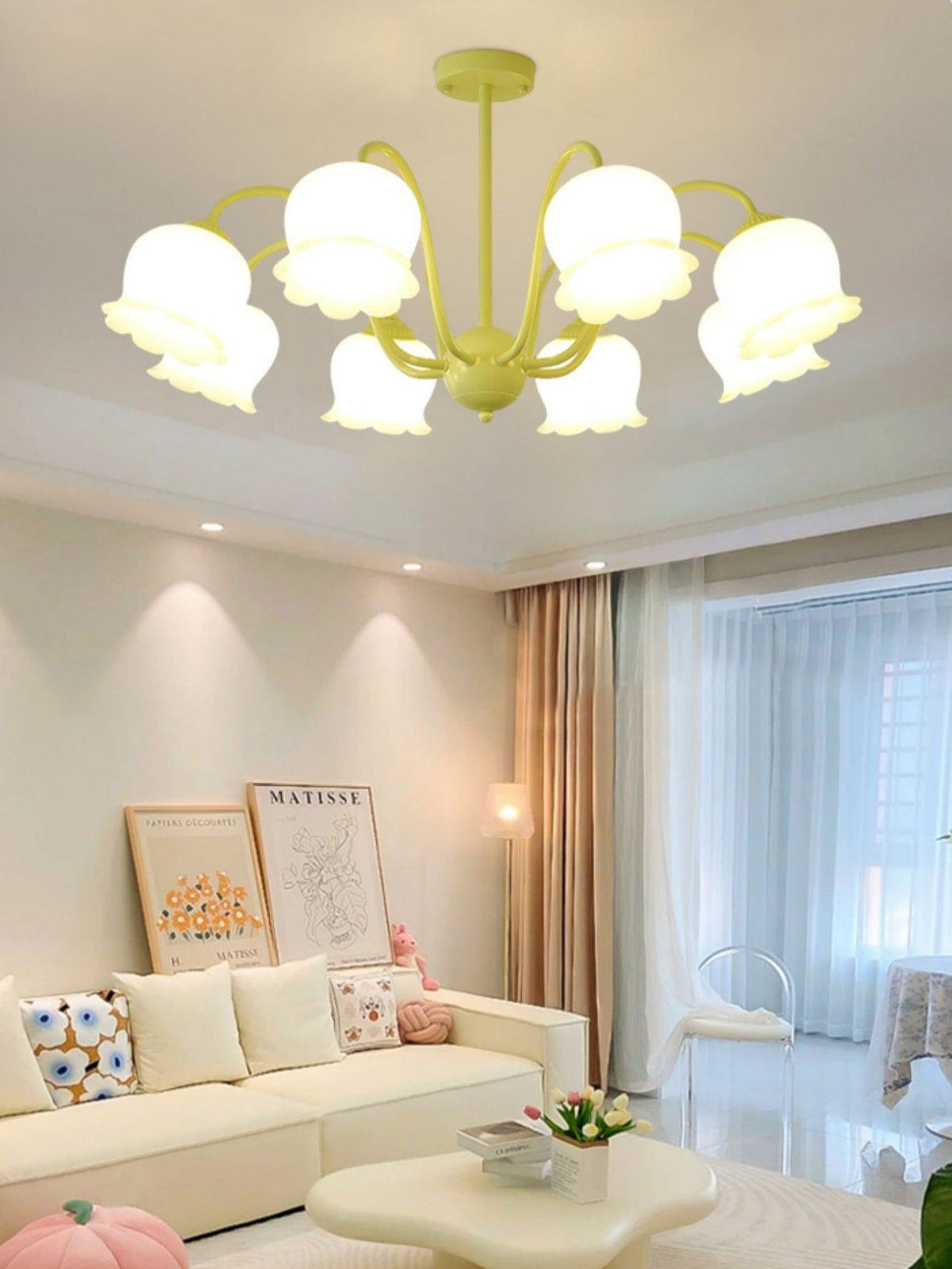 matcha-resin-flower-chandelier