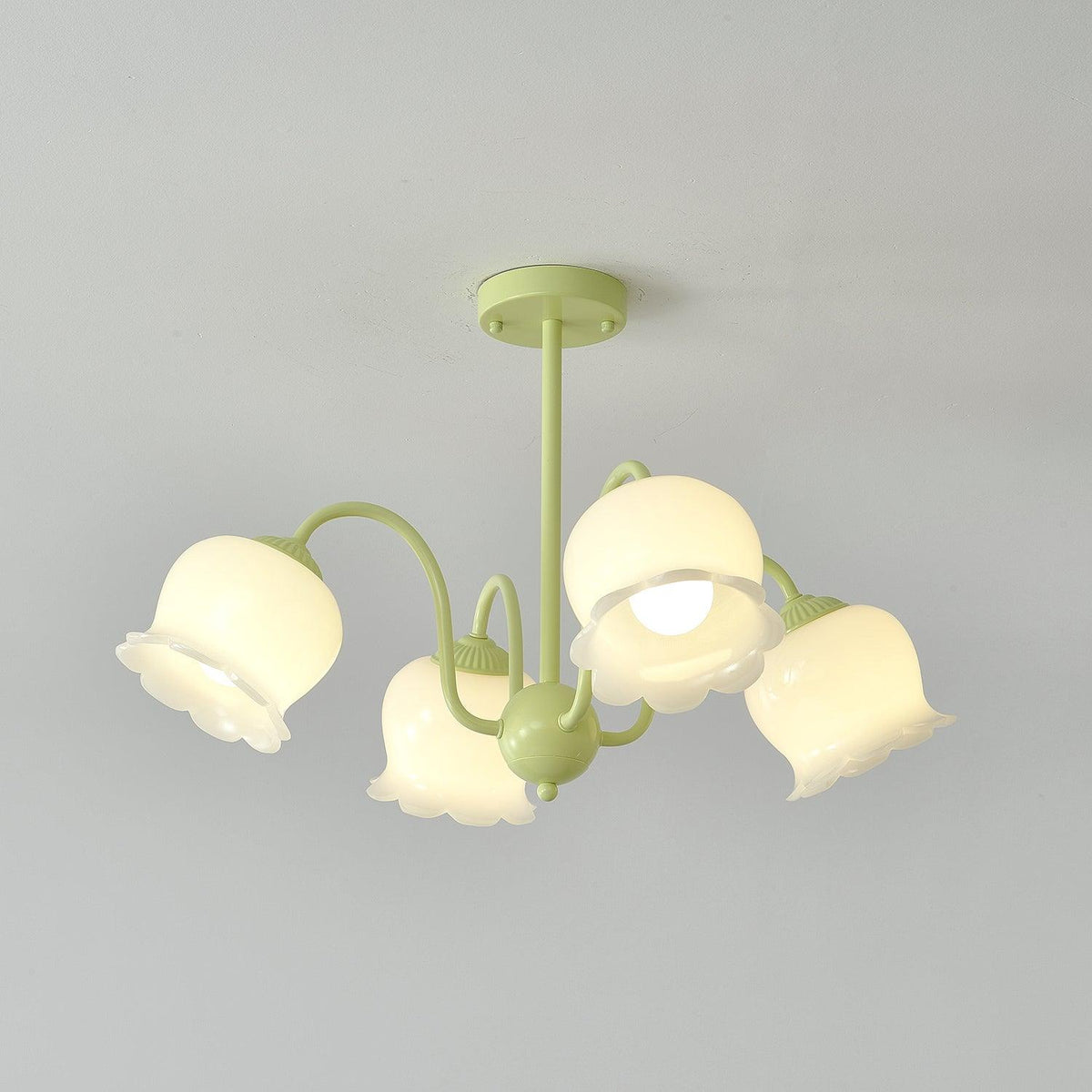 matcha-resin-flower-chandelier