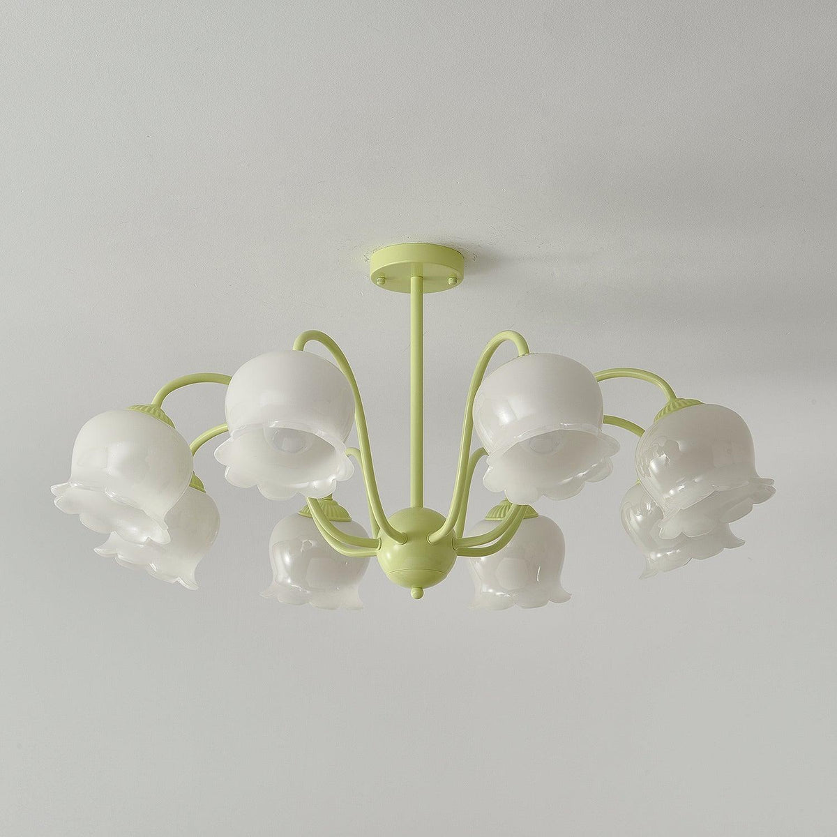 matcha-resin-flower-chandelier
