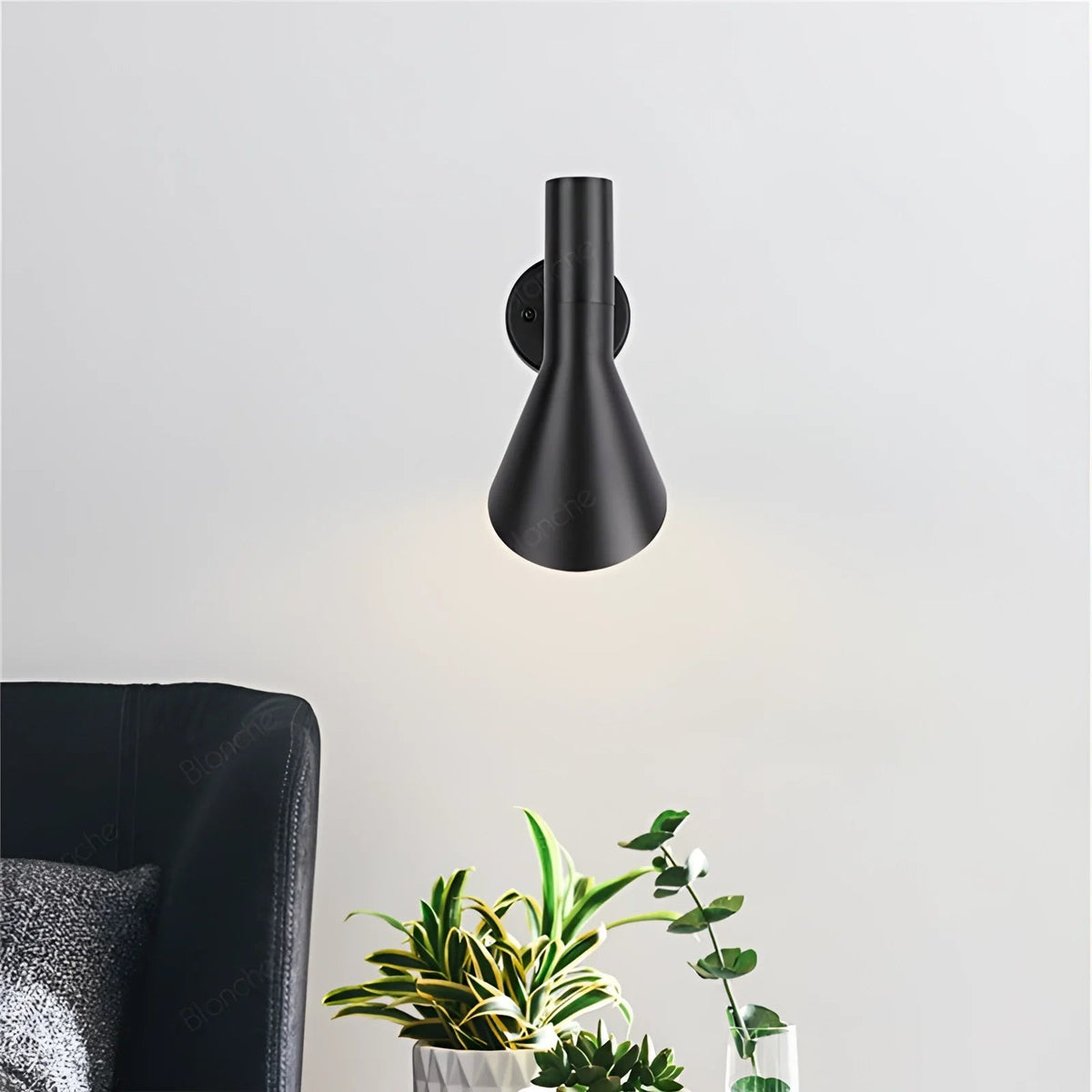 Nordic Simple Adjustable Wall Lamp