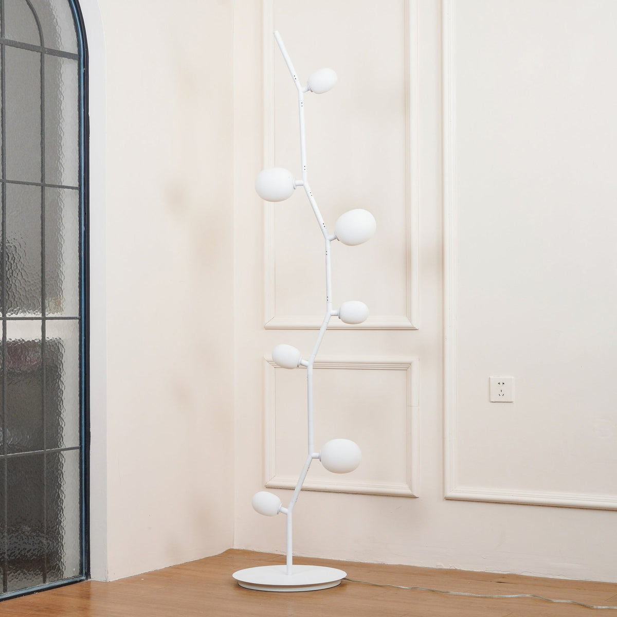 matteo-floor-lamp