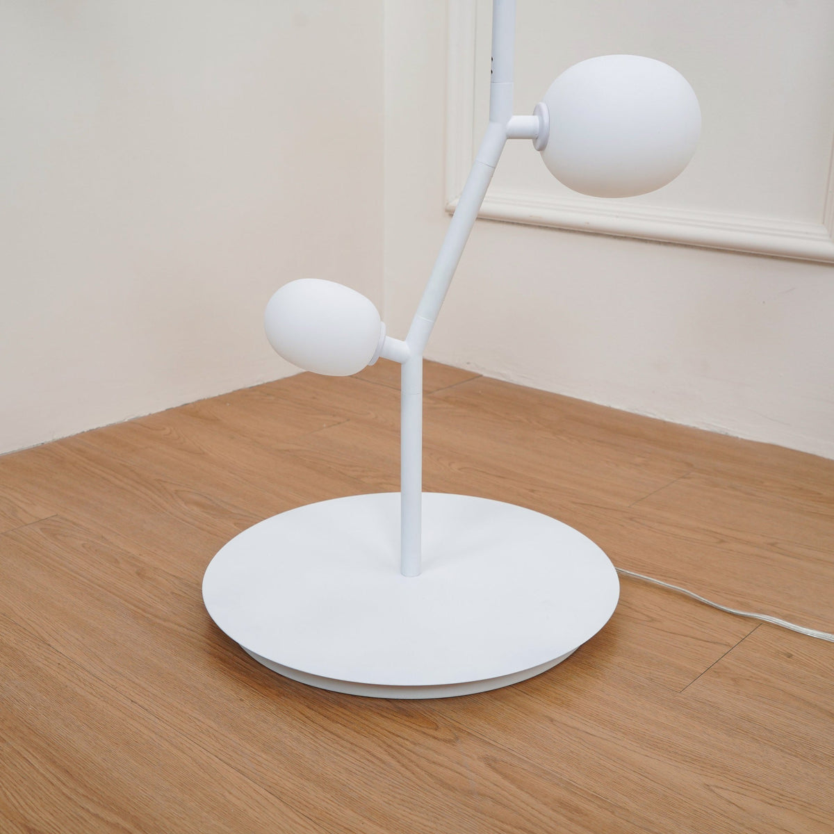 matteo-floor-lamp