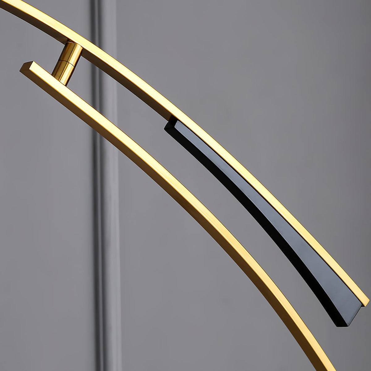 matterhorn-arc-floor-lamp
