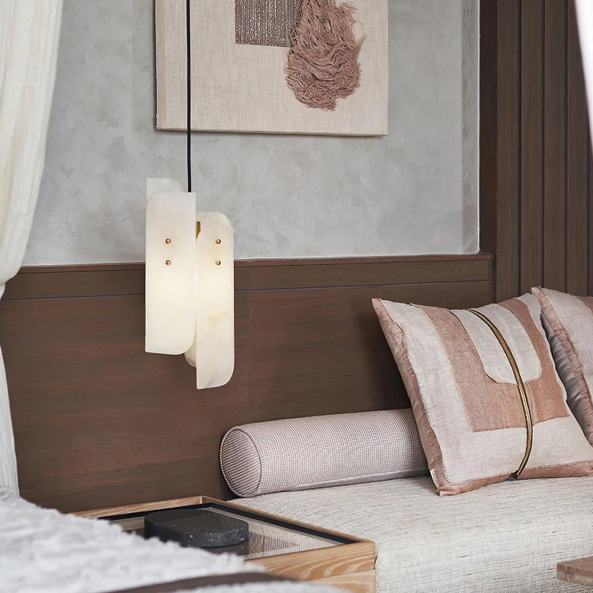 megalith-alabaster-pendant-light