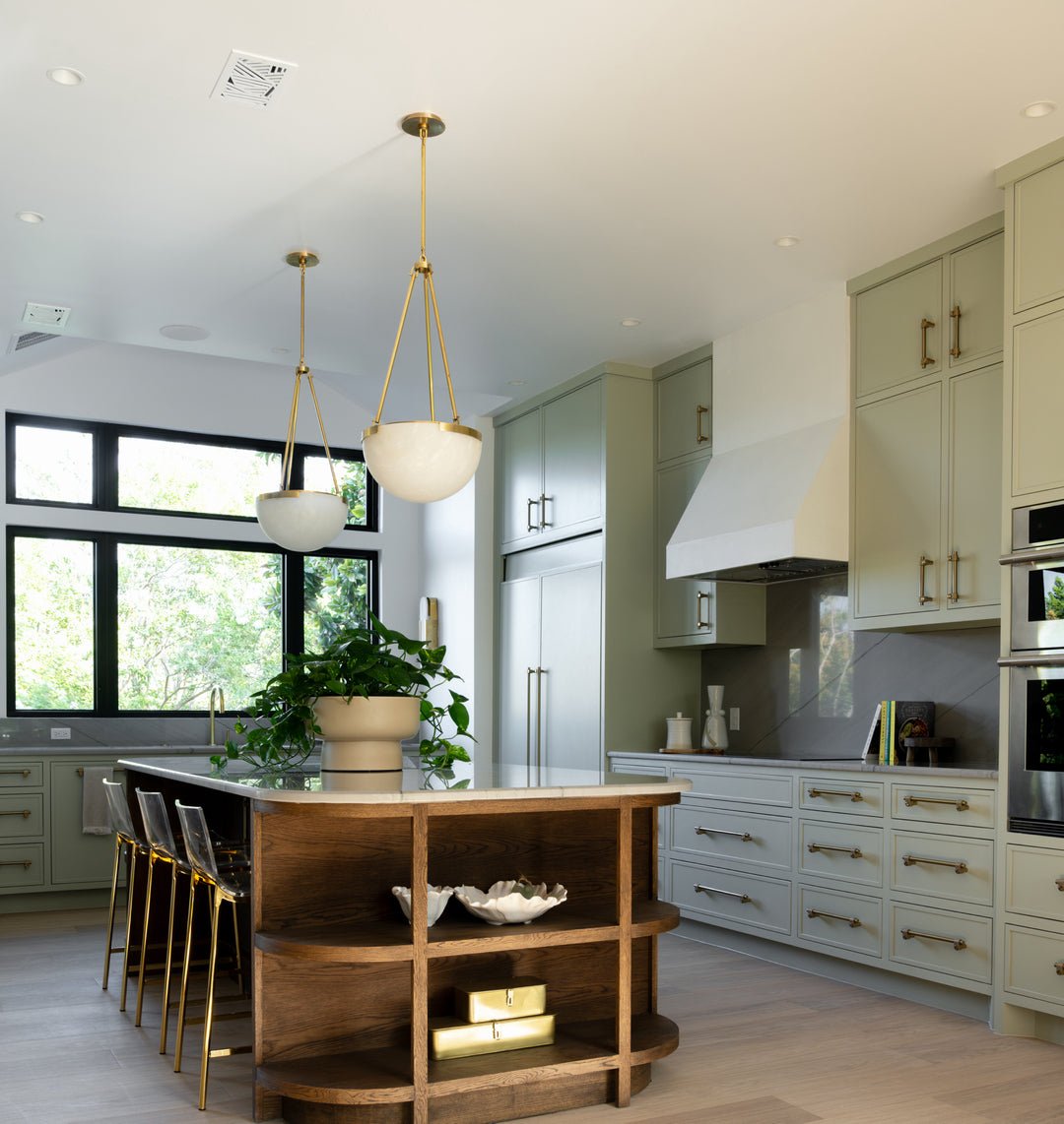 Istar Alabaster Chandelier – Sculptural LED Pendant for Modern Interiors