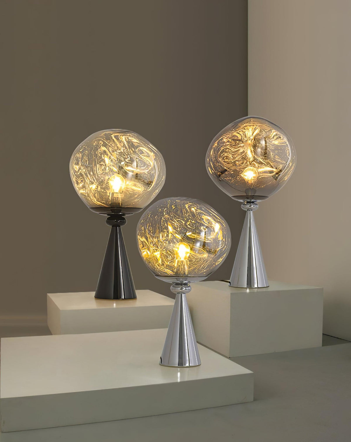 cone-table-lamp