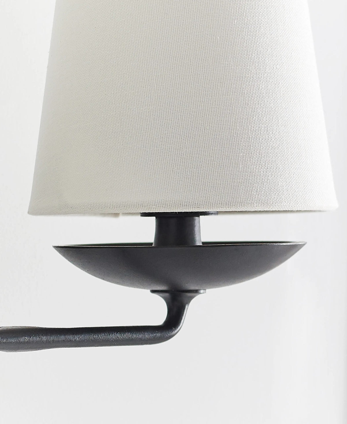 Merri Wall Lamp