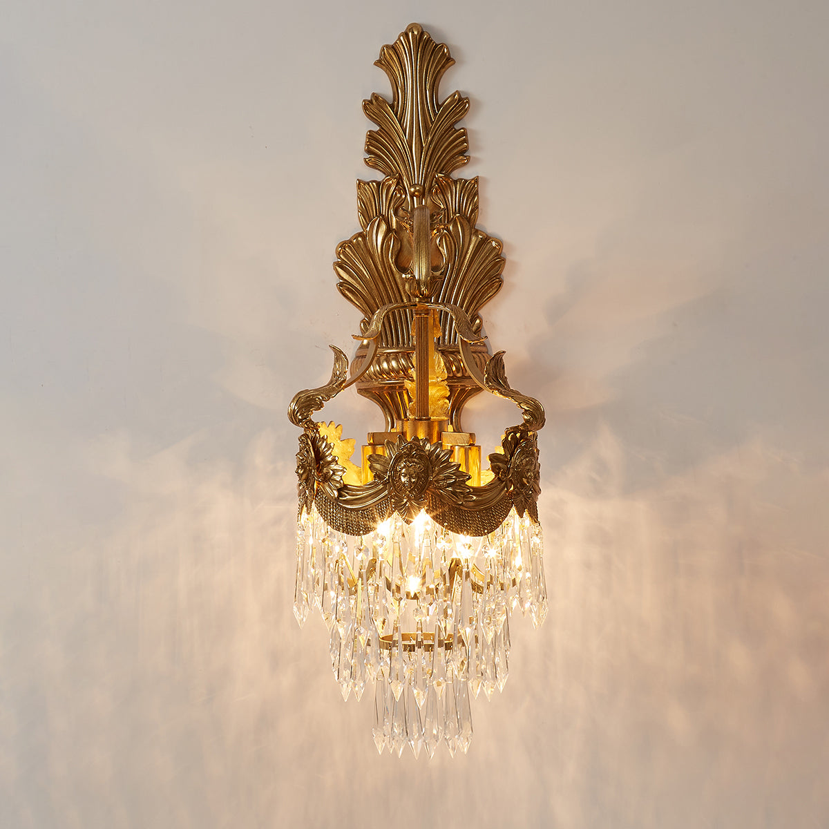 mesas-brass-wall-lamp