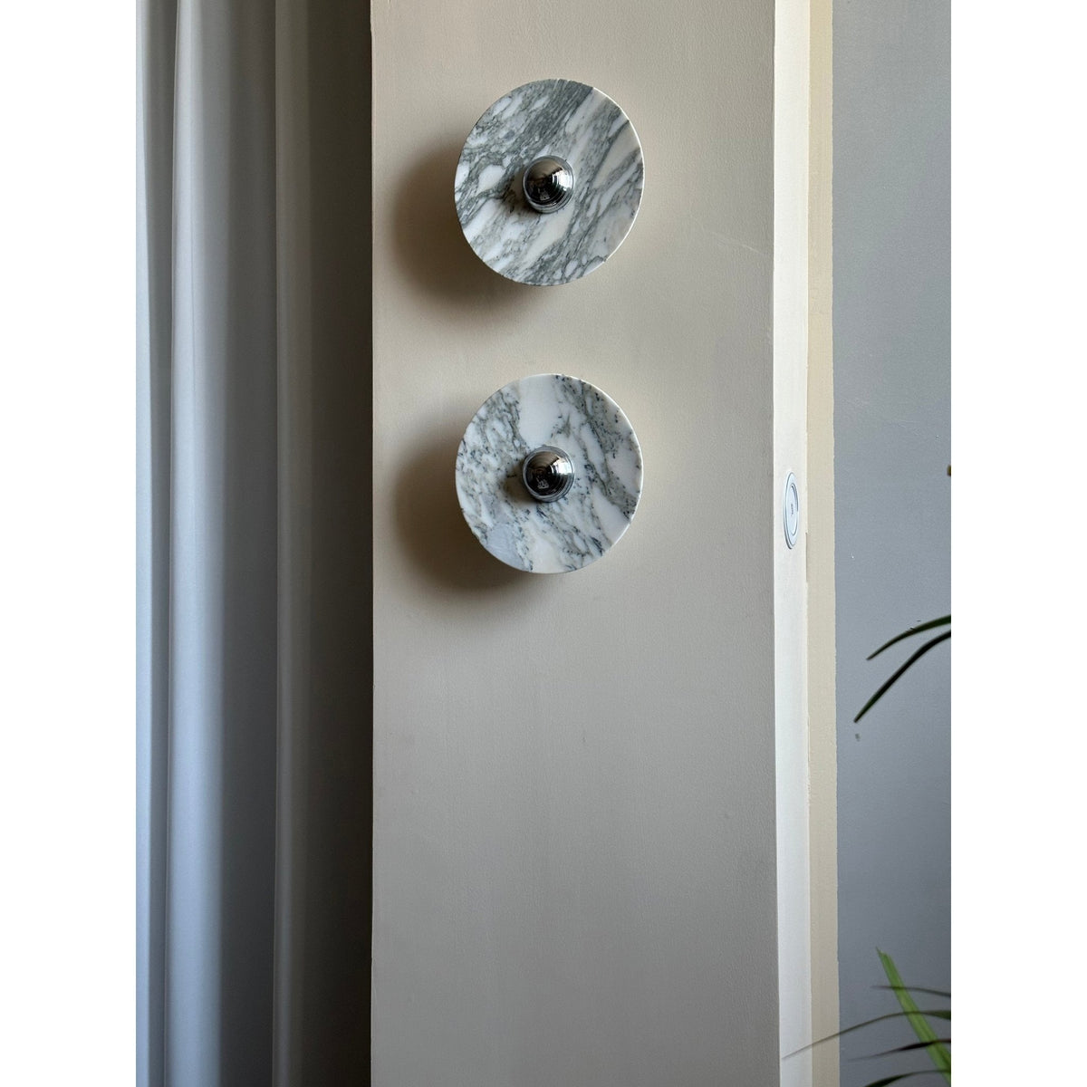 Messier Marble Wall Sconce with Touch Control | Modern LED Wall Light