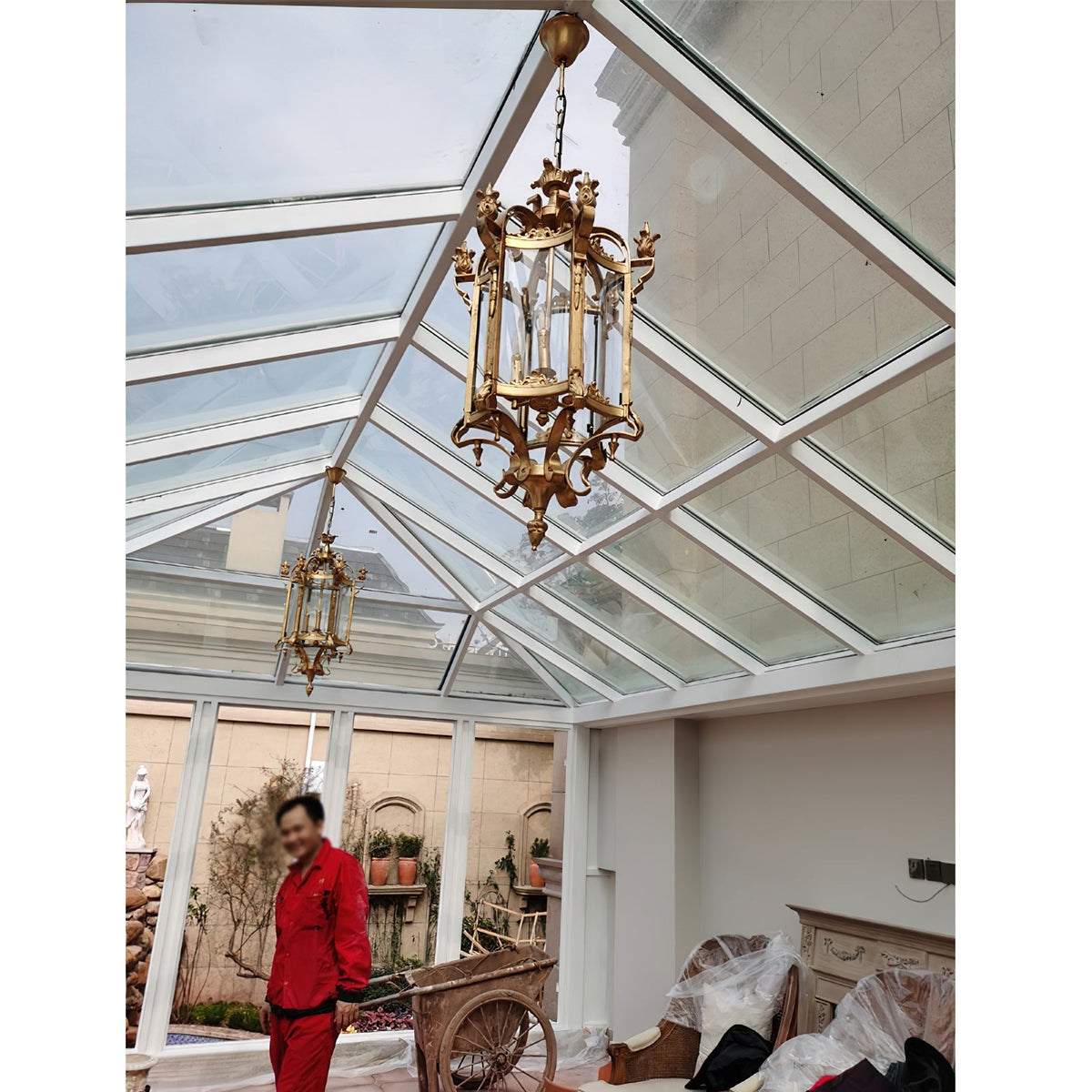 metropolitan-lantern-chandelier