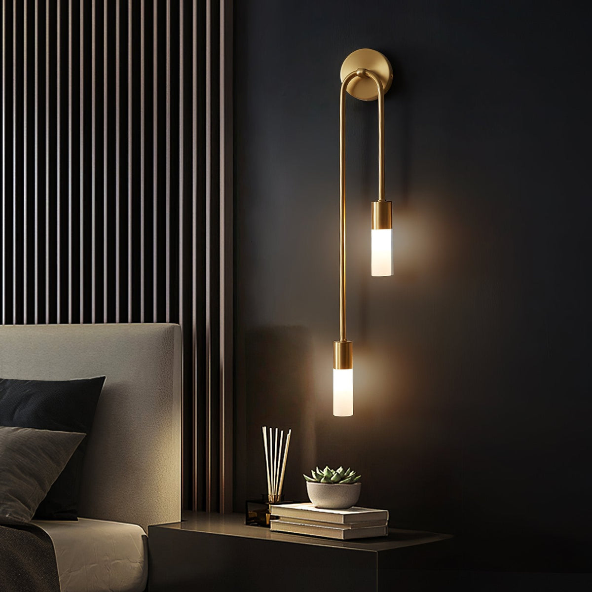 Meza Wall Lamp