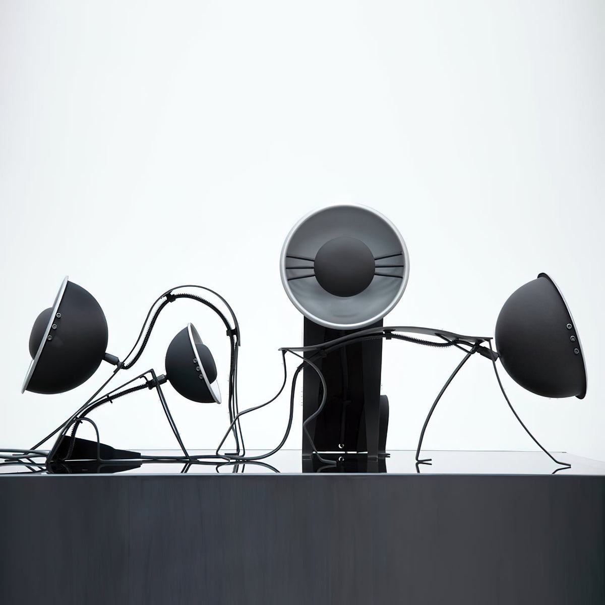 micha-cat-table-lamp
