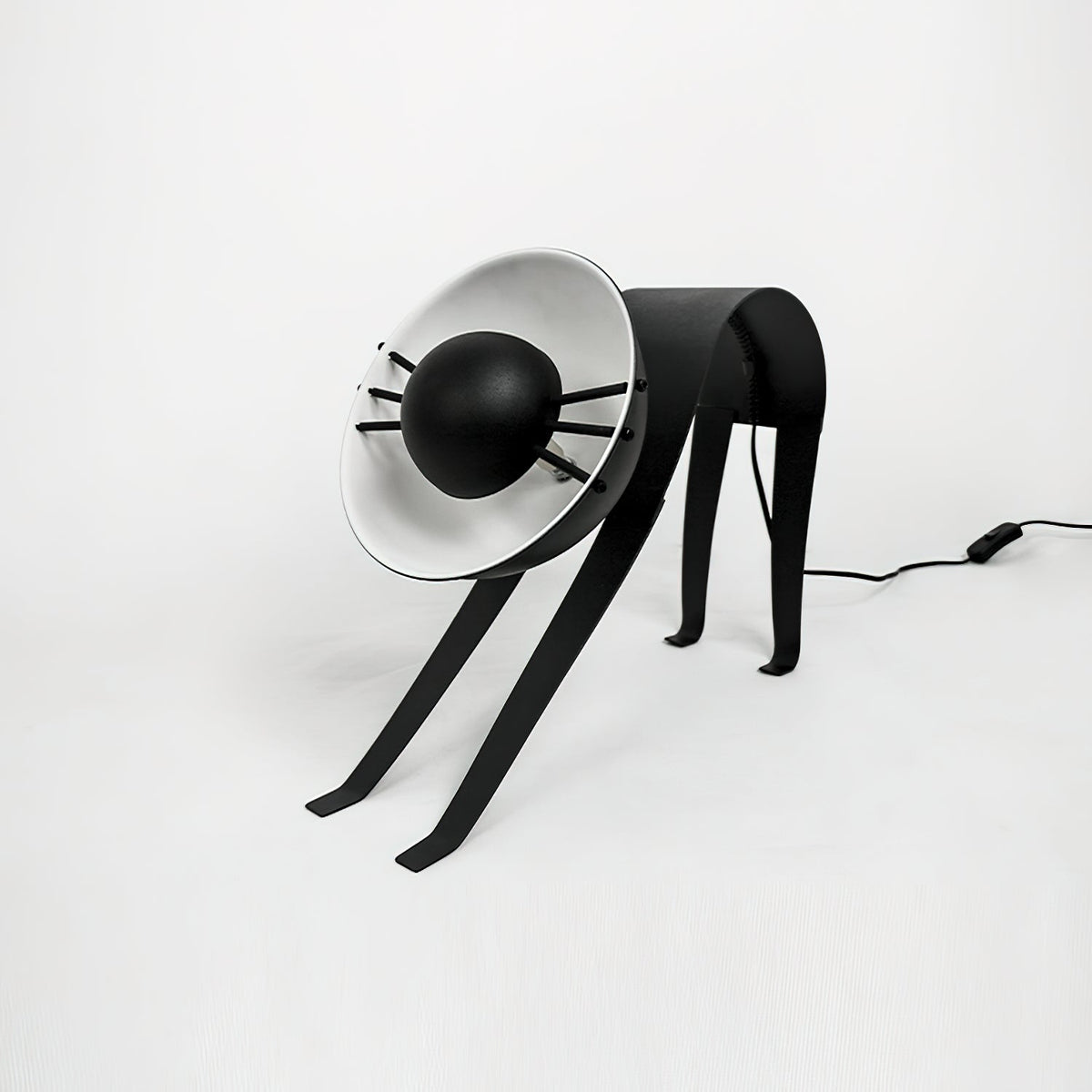 micha-cat-table-lamp