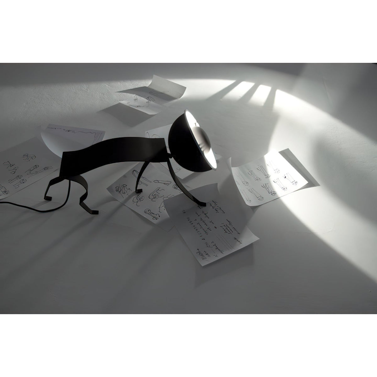 micha-cat-table-lamp