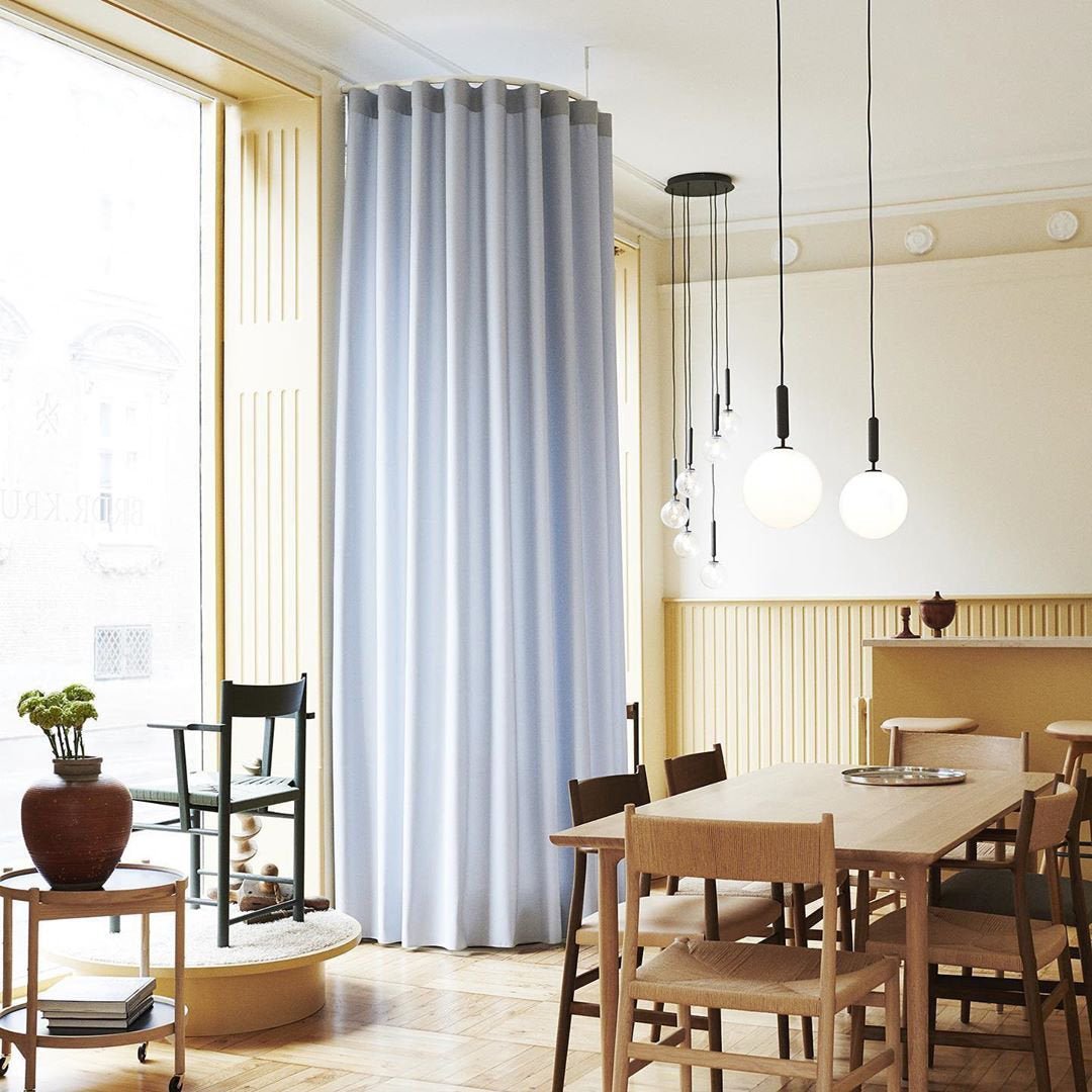 Scandiluxe Brass Pendant Light with Glass Shade – Modern Swag Ceiling Lamp