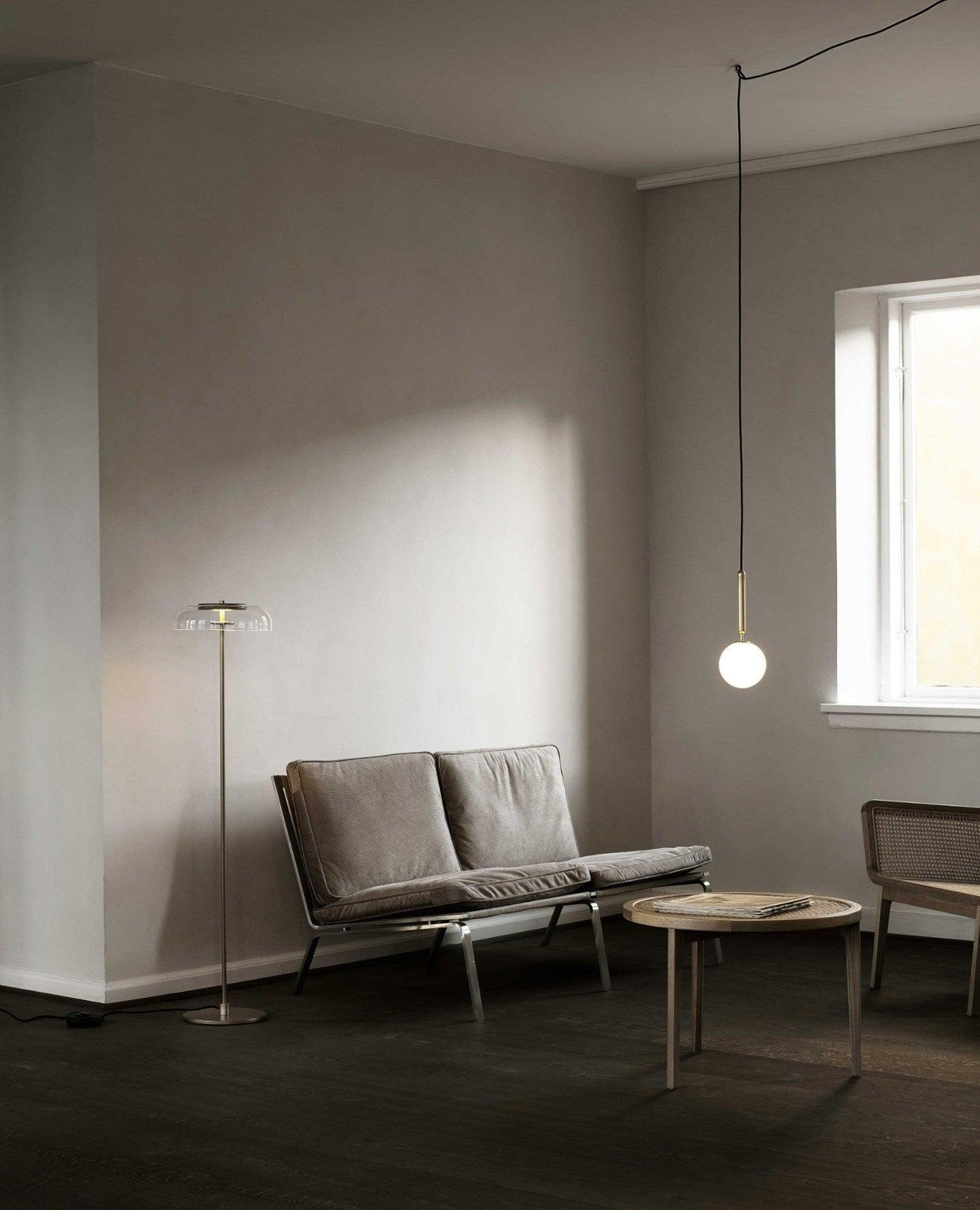 Scandiluxe Brass Pendant Light with Glass Shade – Modern Swag Ceiling Lamp