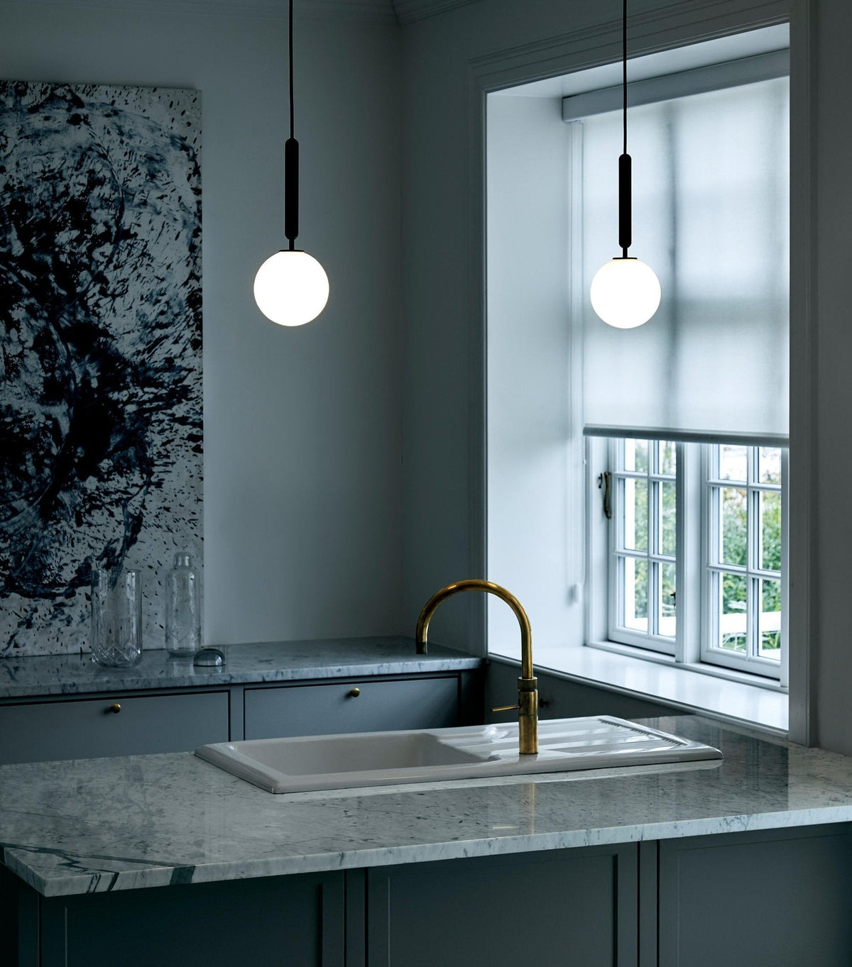 Scandiluxe Brass Pendant Light with Glass Shade – Modern Swag Ceiling Lamp