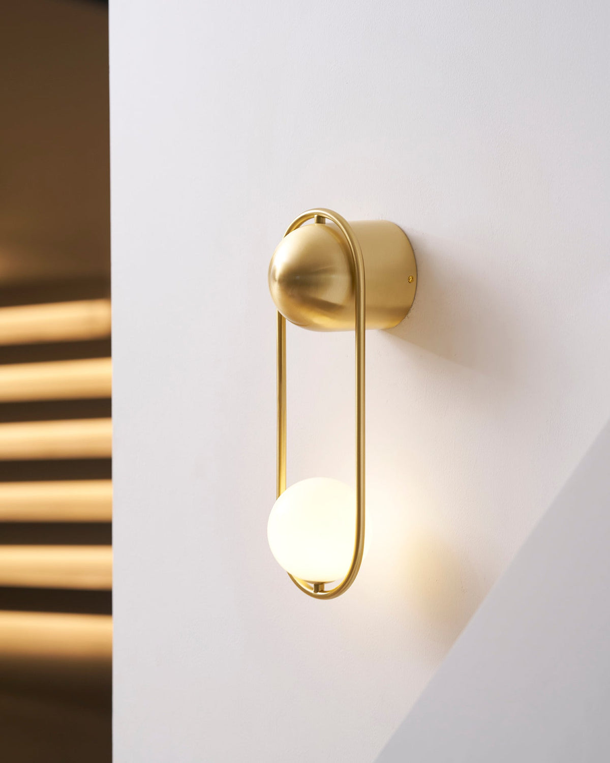mila-wall-lamp