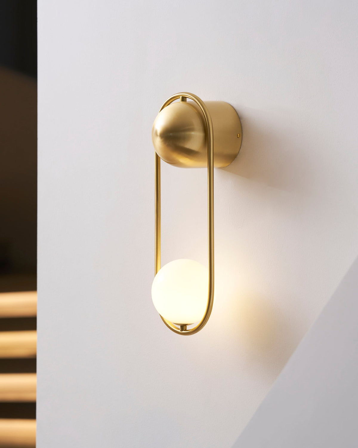 mila-wall-lamp