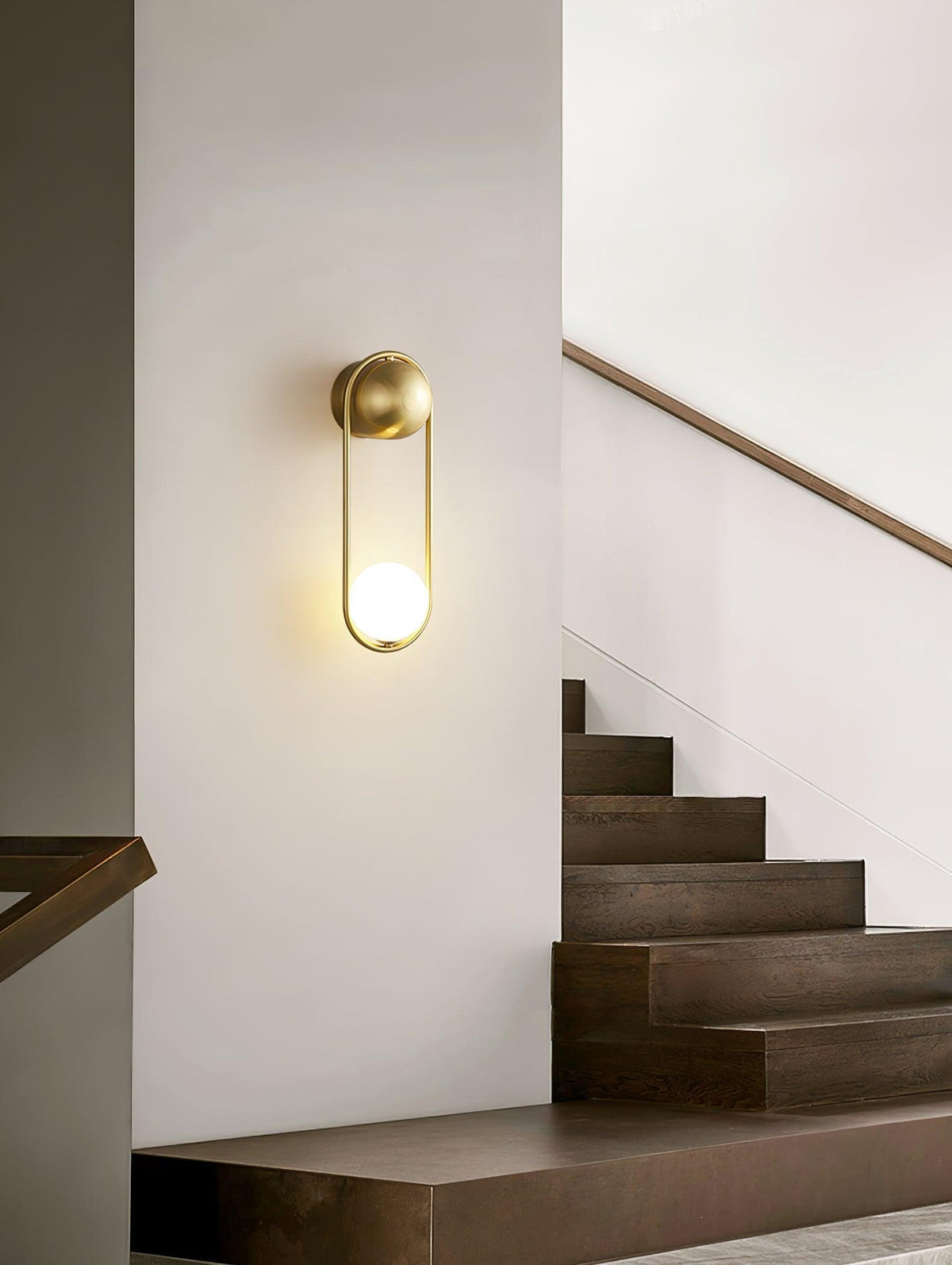 mila-wall-lamp