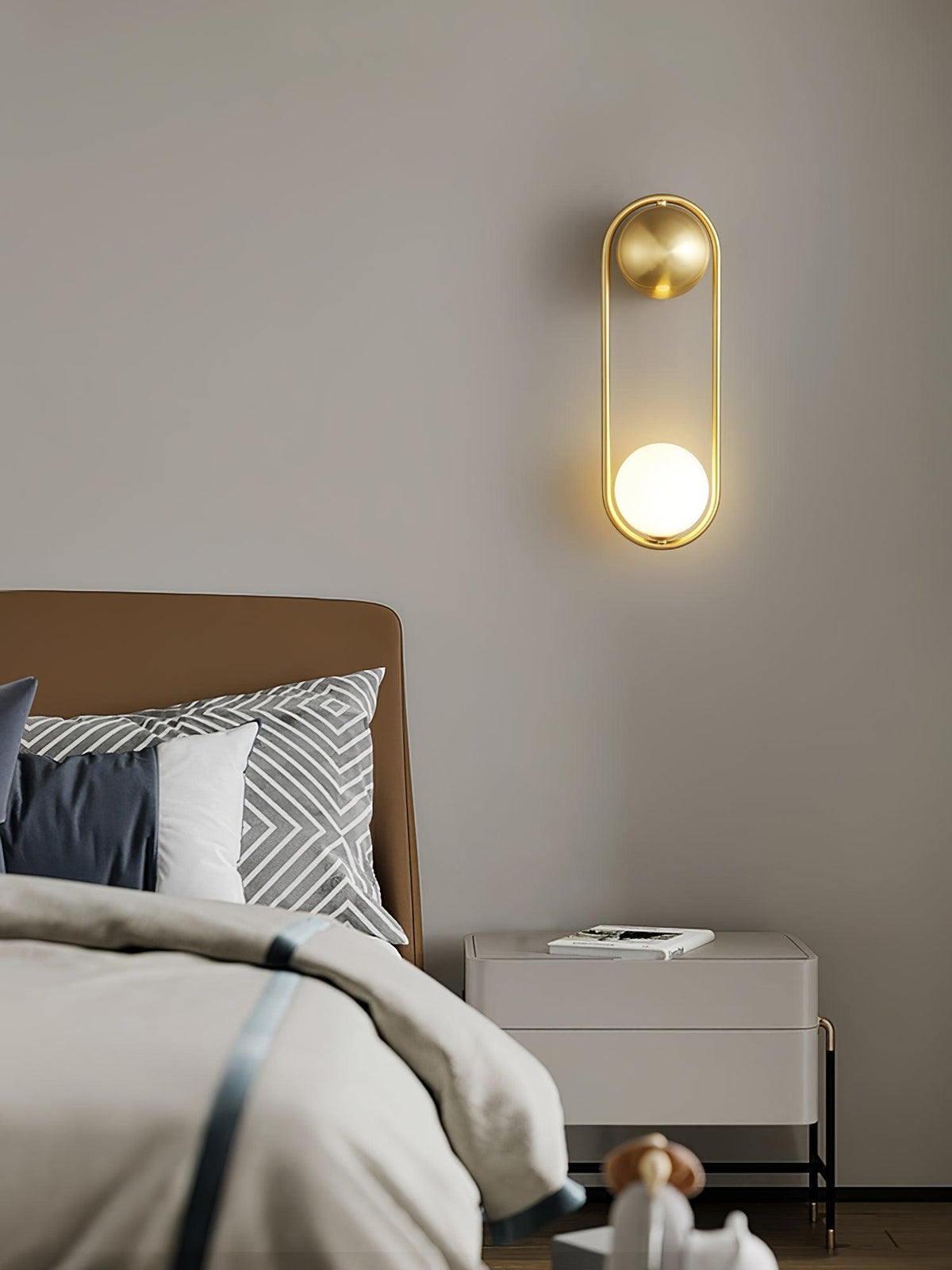 mila-wall-lamp
