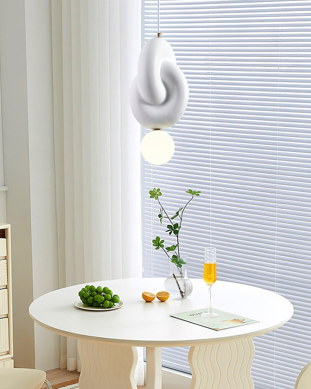 milk-white-blend-pendant-light