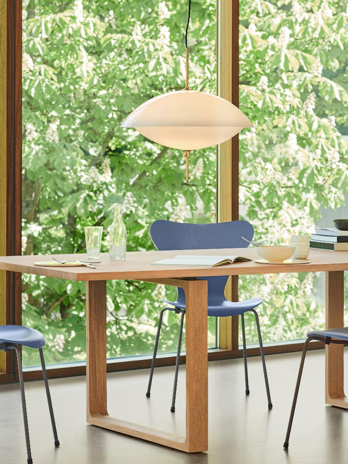 Miller Shell Pendant Light – Modern Glass & Metal Hanging Lamp for Dining, Kitchen, Bedroom
