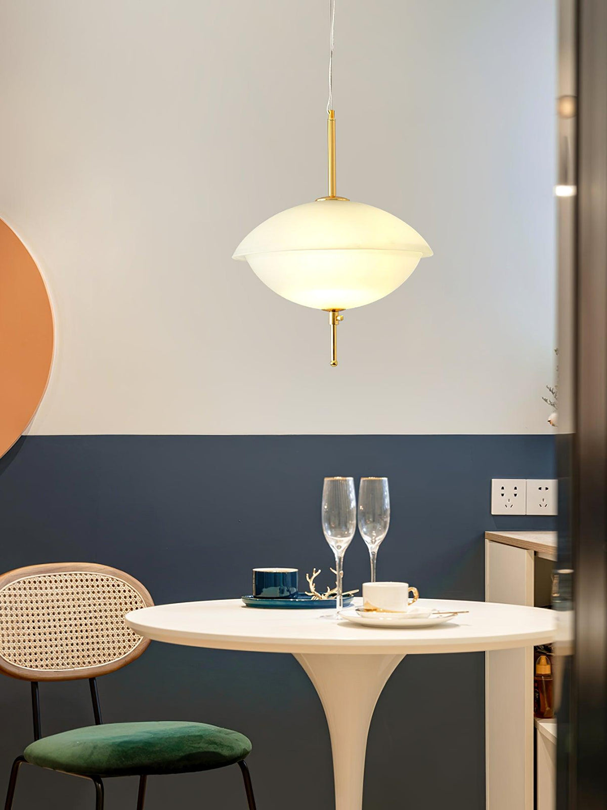 Miller Shell Pendant Light – Modern Glass & Metal Hanging Lamp for Dining, Kitchen, Bedroom