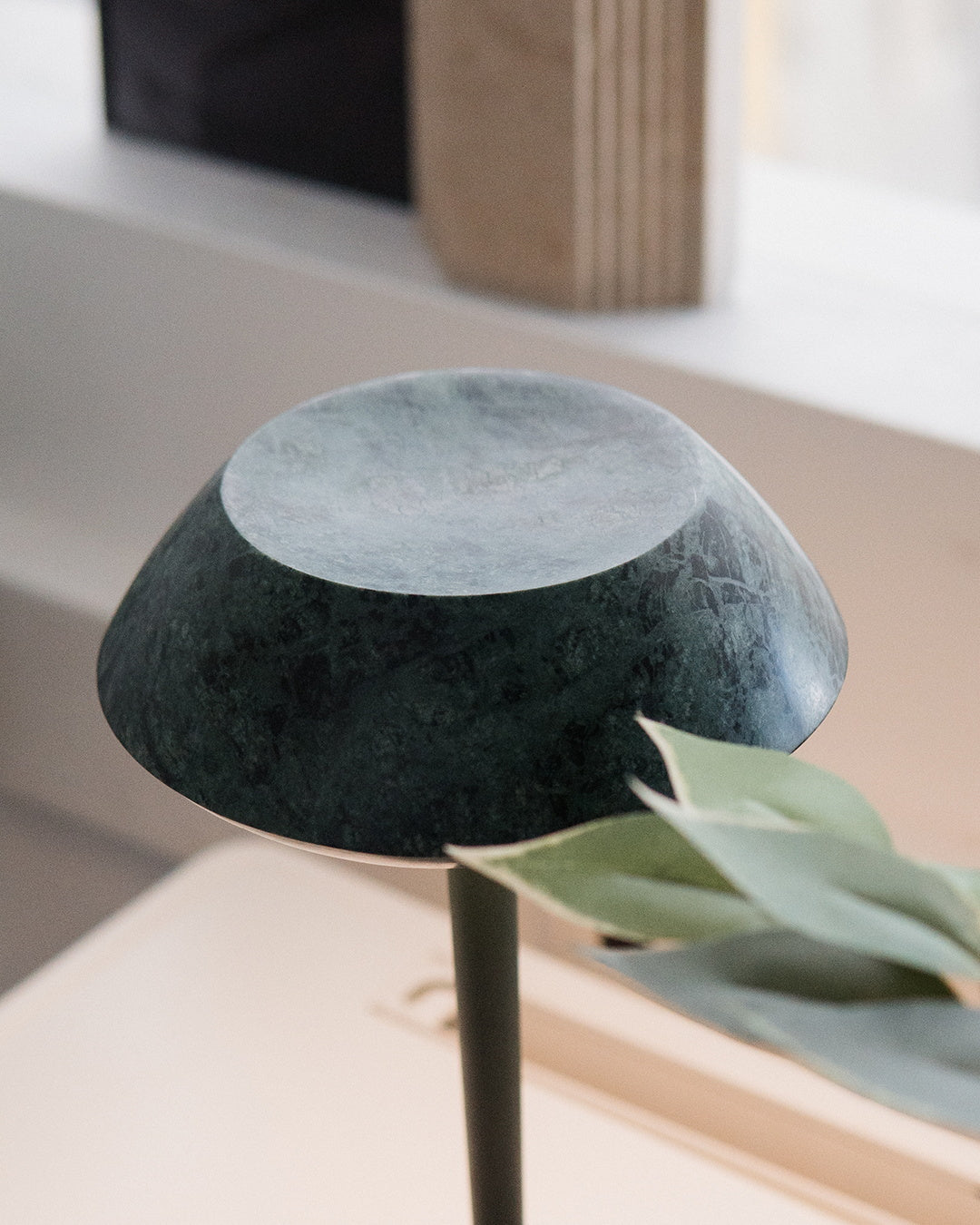 mini-fiore-table-lamp