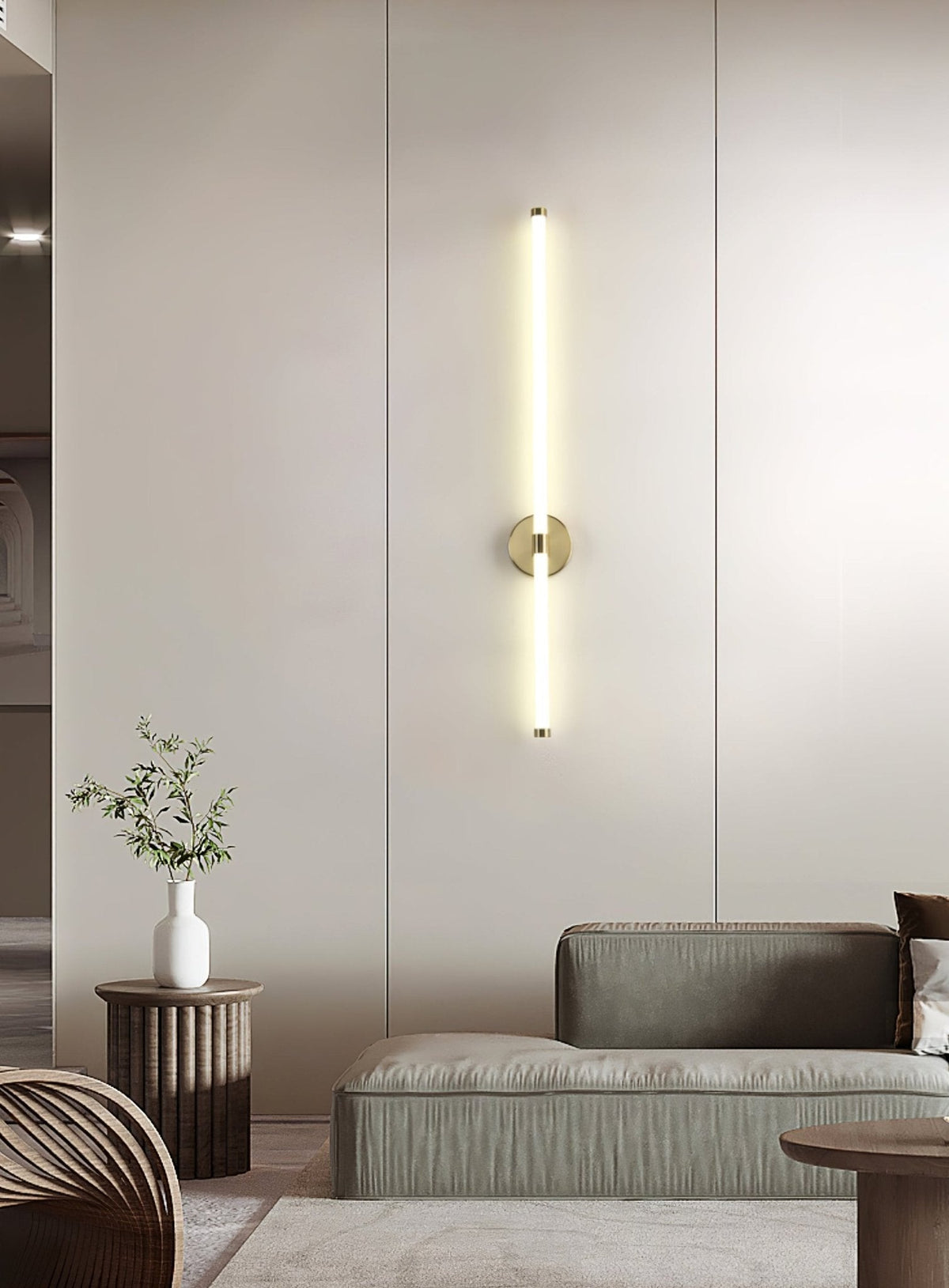 Linear LED Wall Sconce in Gold or Black for Modern Interiors