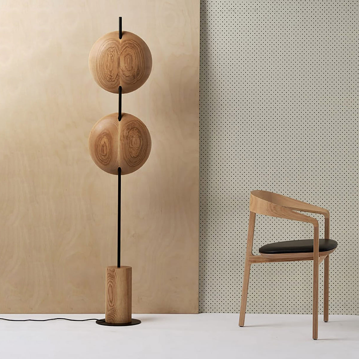 mito-floor-lamp
