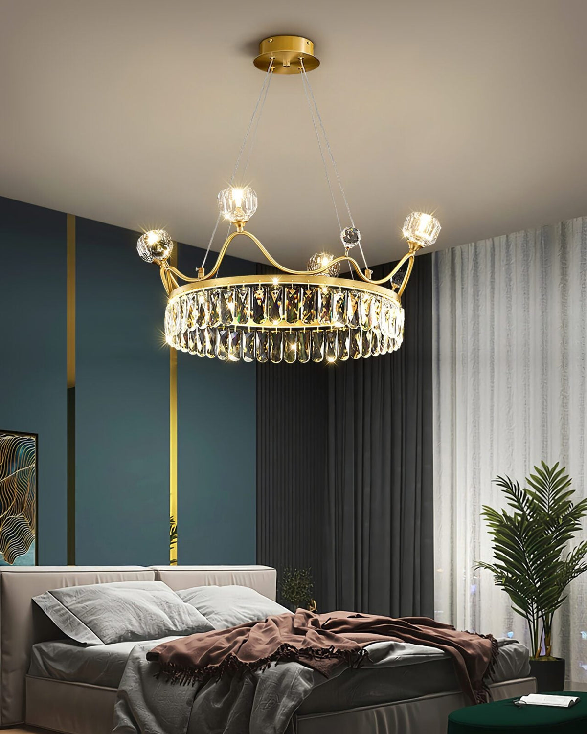 Modern Crown Crystal Pendant Light