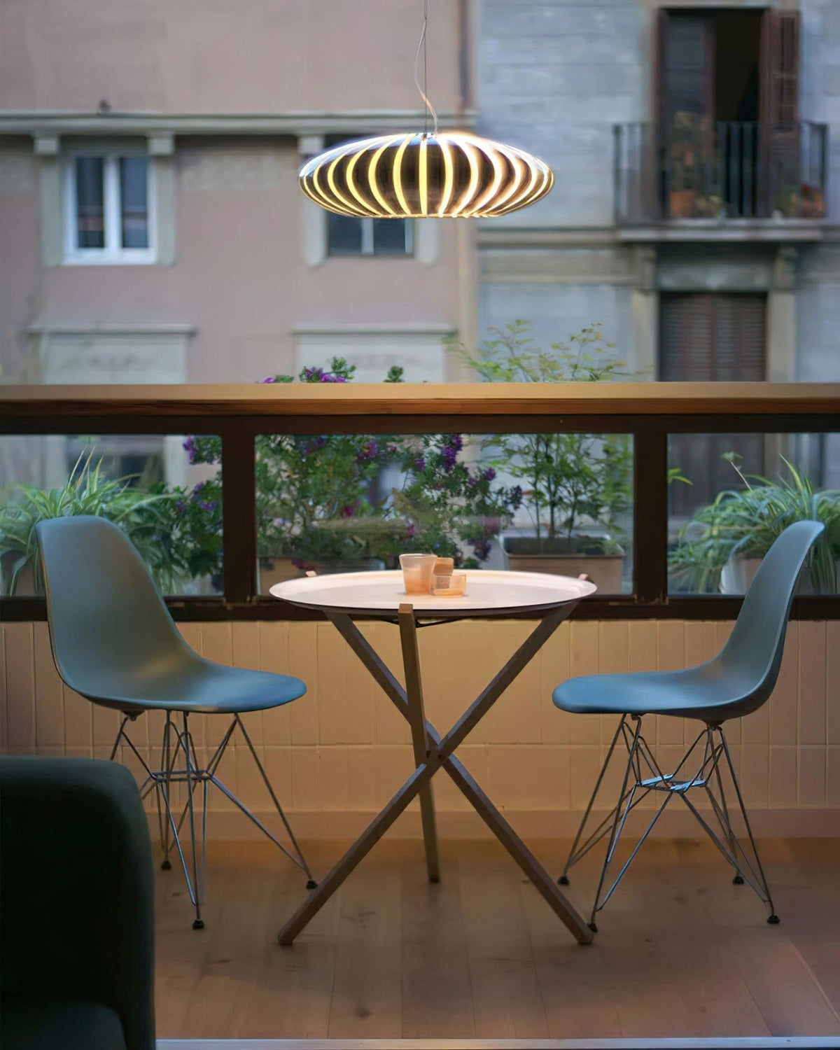 modern-maranga-pendant-light