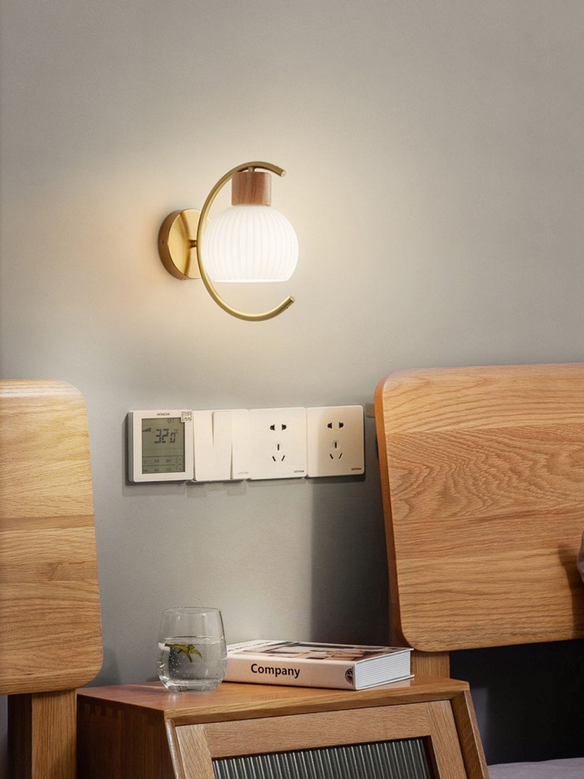 Modern Wood Grain Wall Light