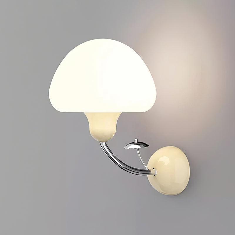 molly-mushroom-wall-lamp