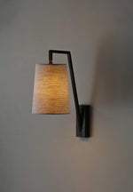 monty-wall-lamp