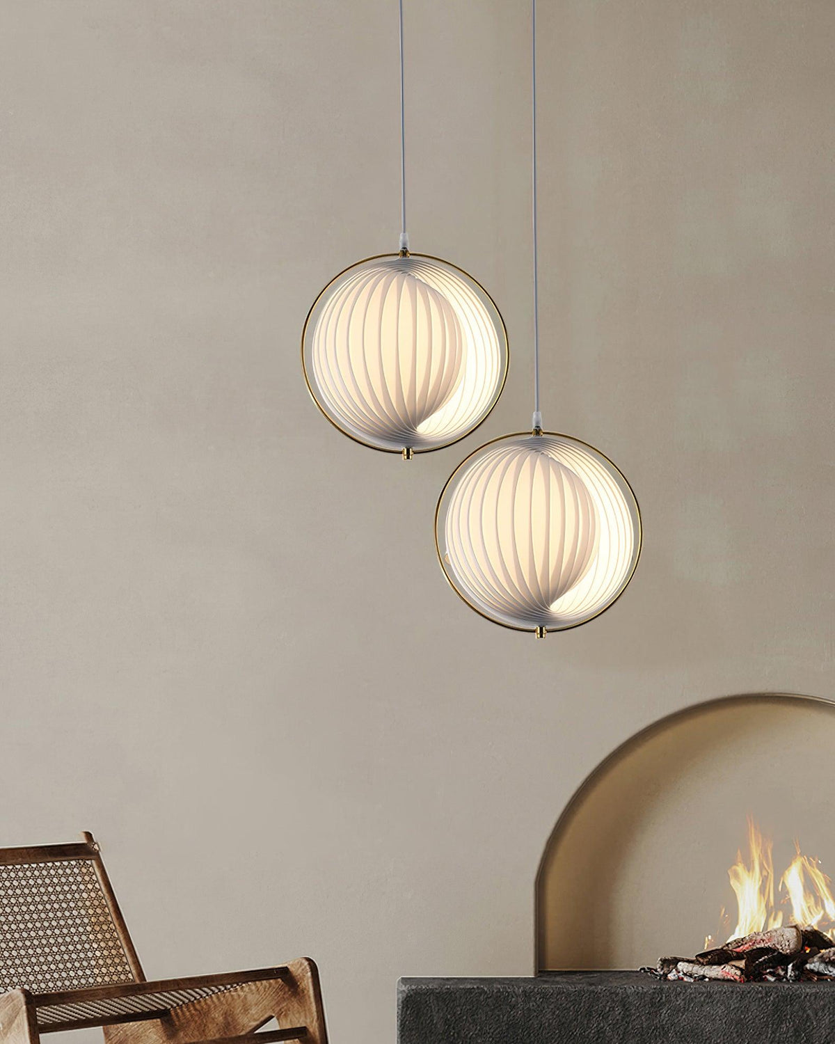 moon-echo-pendant-lamp