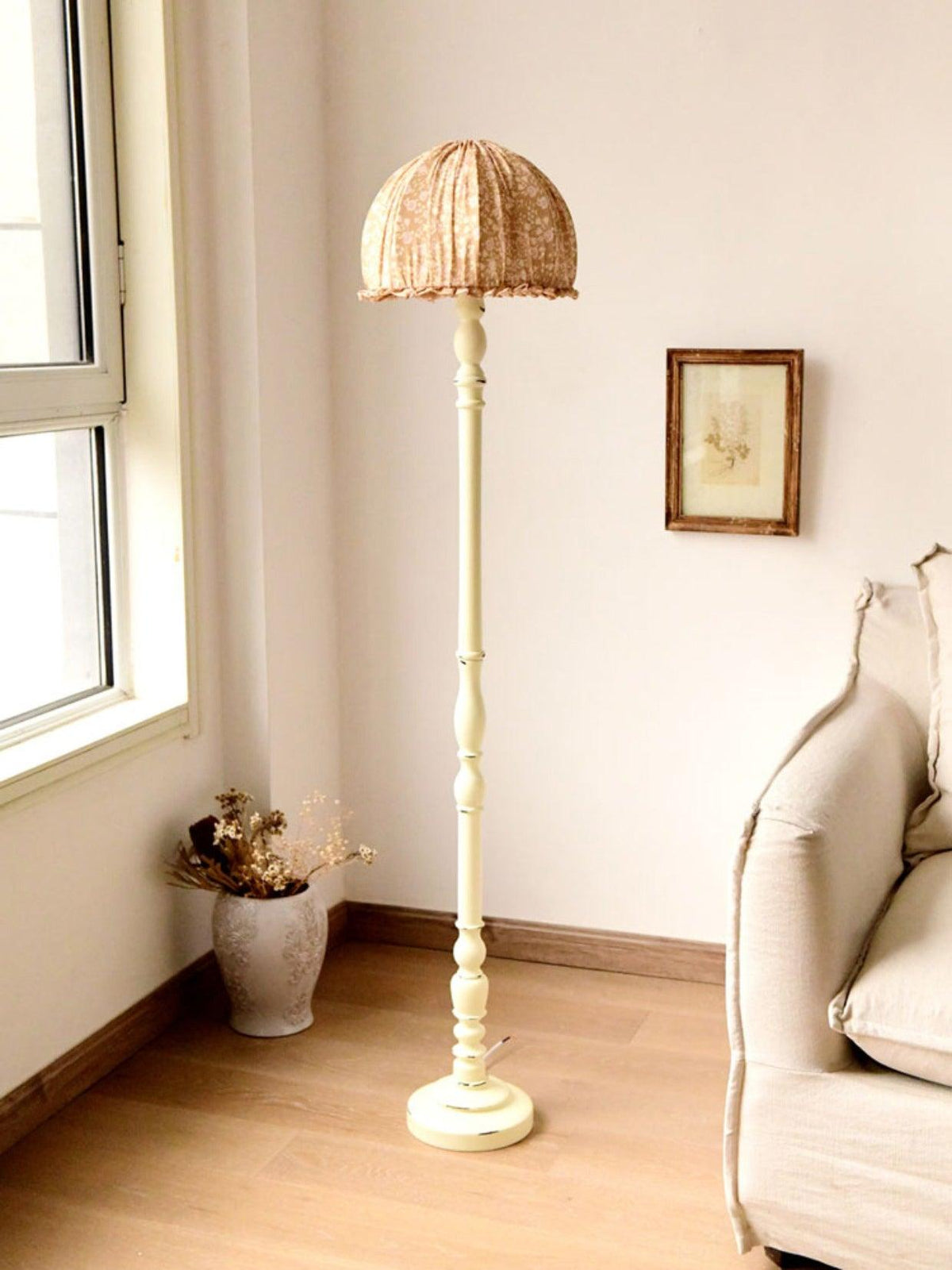 moonshine-wood-floor-lamp