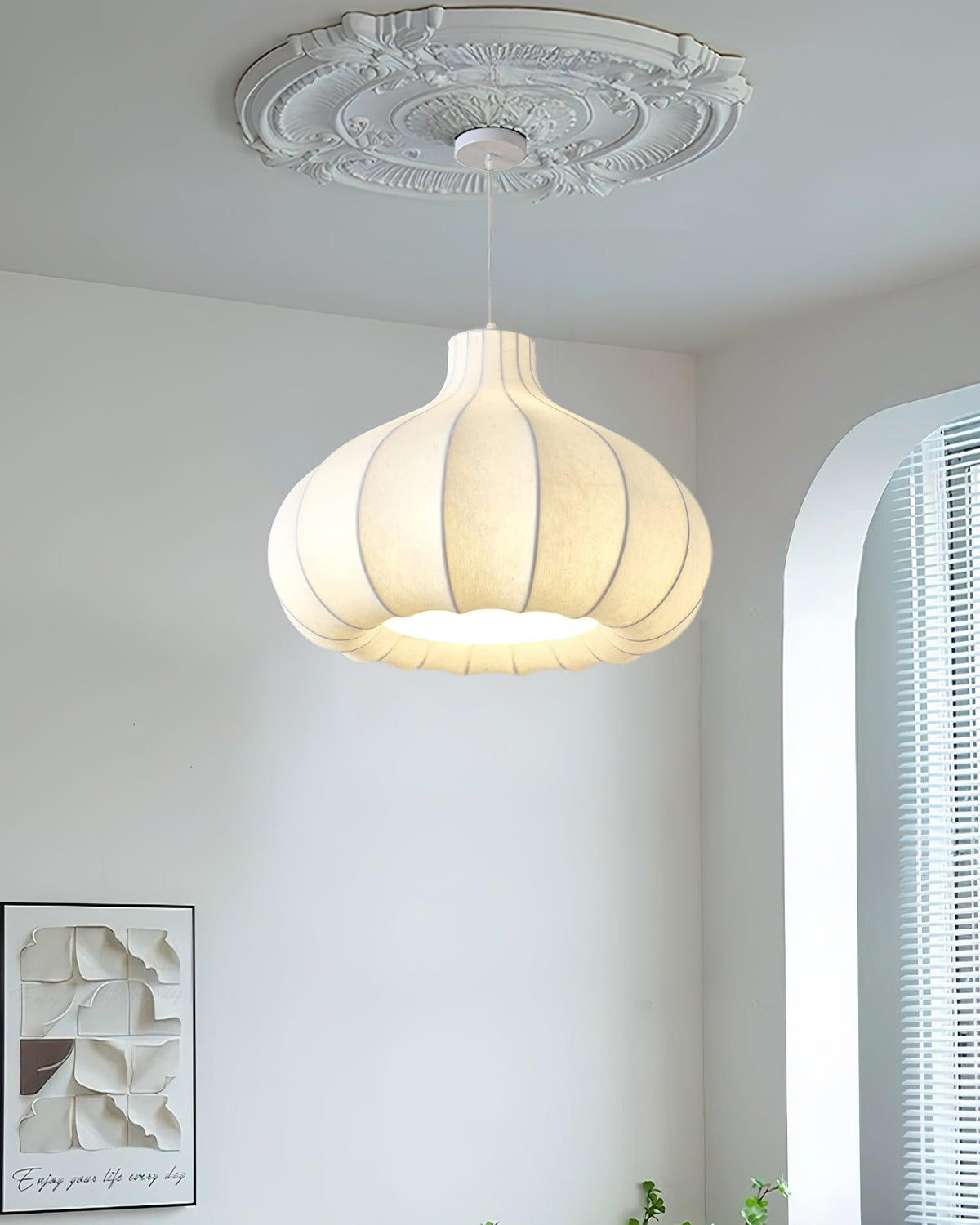 Mosh Silk Pendant Lamp – Modern Minimalist Ceiling Light for Living & Dining