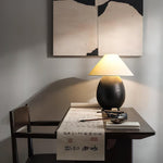 mountain-wood-table-lamp