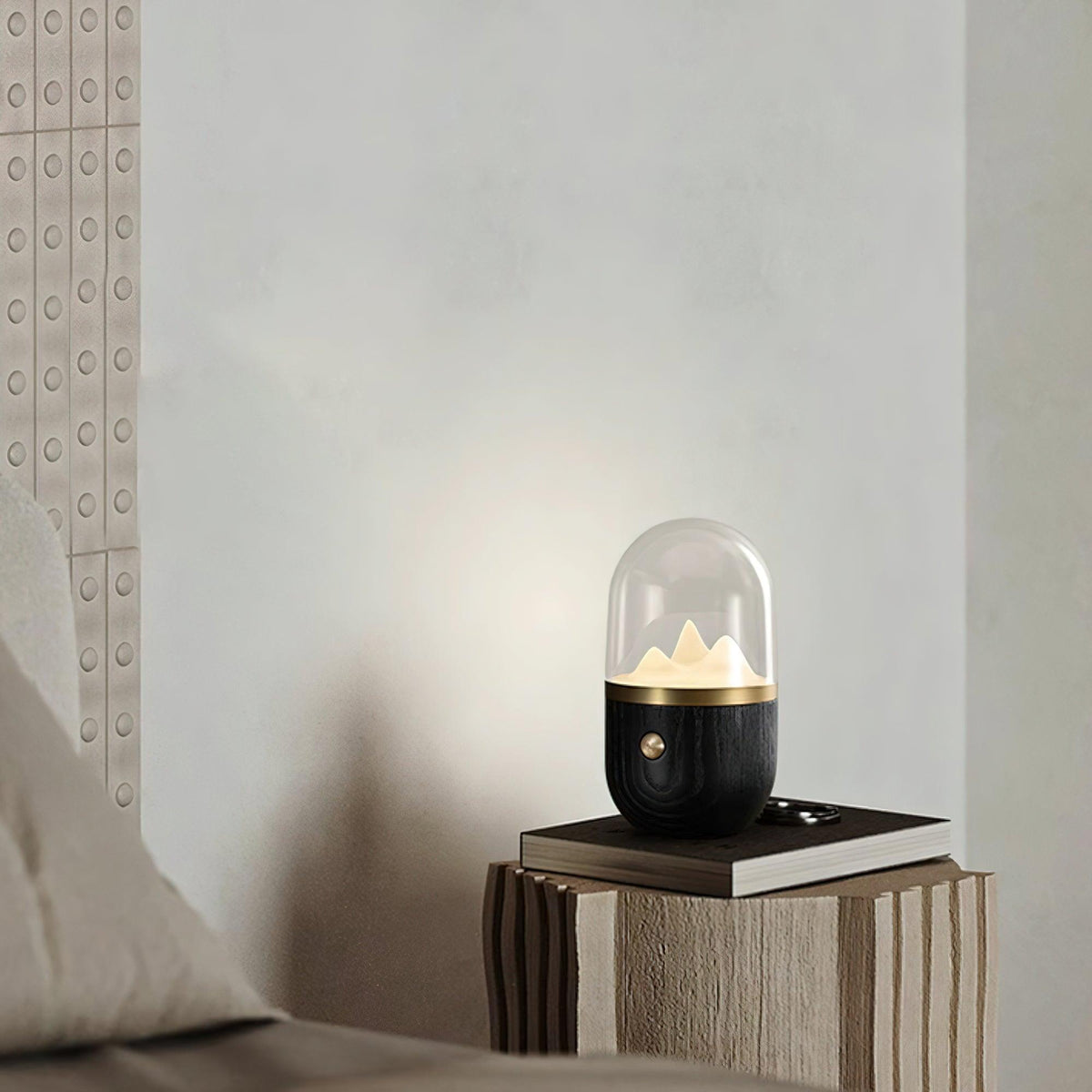 mountain-peak-night-table-lamp