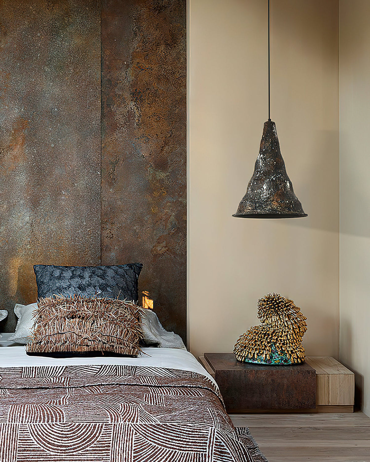 mountain-peak-pendant-light