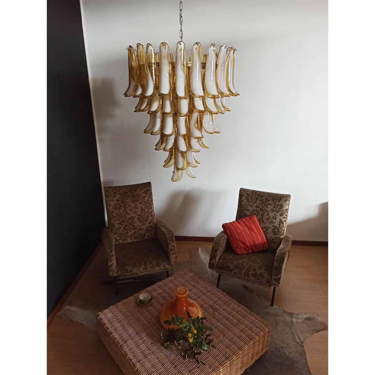murano-petal-chandelier