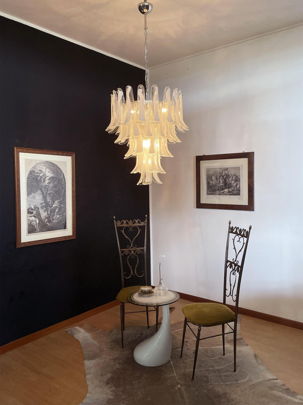 murano-petal-chandelier