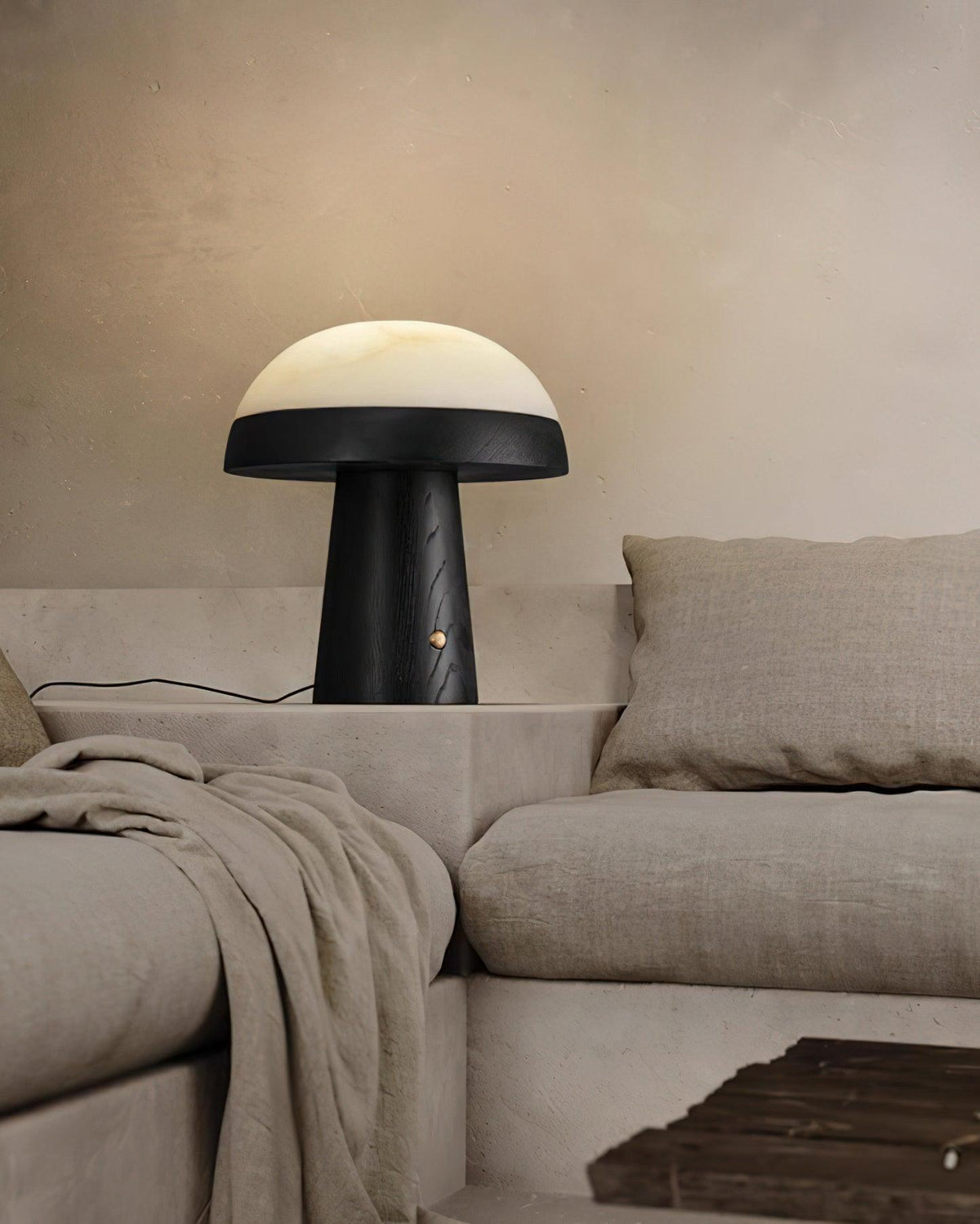mushroom-cloud-table-lamp