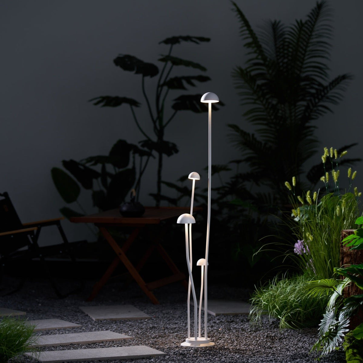 Mushroom Outdoor Lamp – Modern Garden & Patio Lighting
