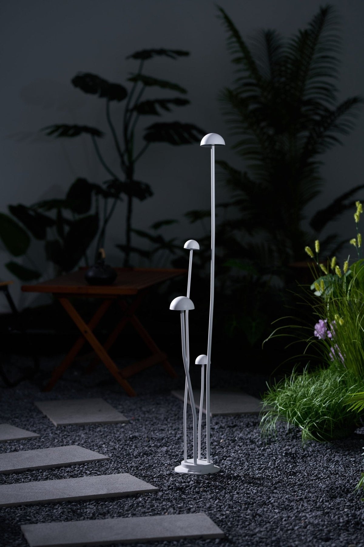 Mushroom Outdoor Lamp – Modern Garden & Patio Lighting